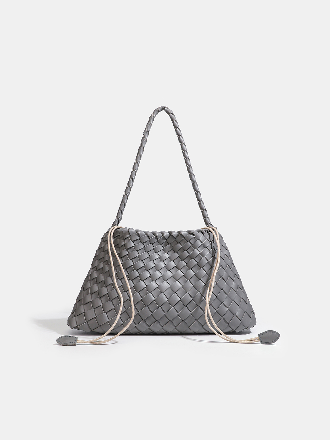 Luckcus Petite Woven Trapeze Shoulder Bag in Linear Grace