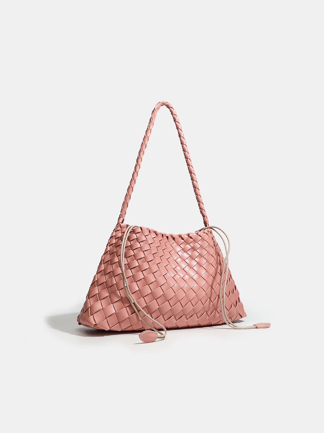 Luckcus Petite Woven Trapeze Shoulder Bag in Linear Grace
