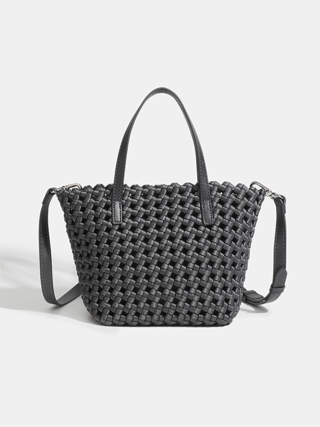 Luckcus Mini Woven Handheld Mini Bag in Delicate Volume
