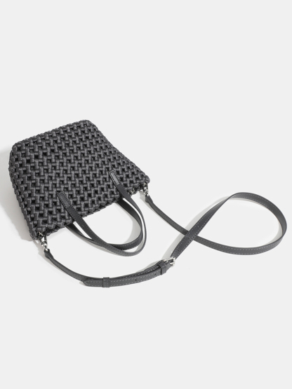 Luckcus Mini Woven Handheld Mini Bag in Delicate Volume
