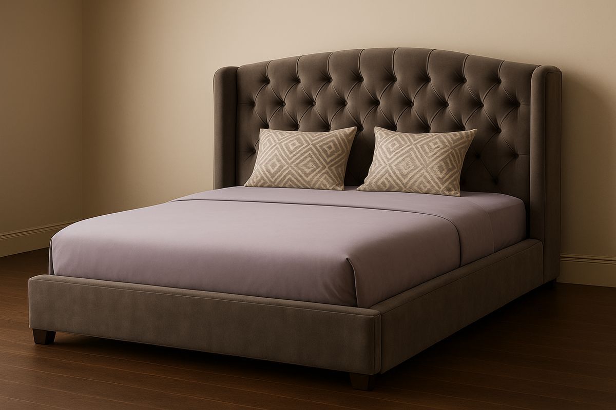 Polsterbett Samt Braun mit Kissen