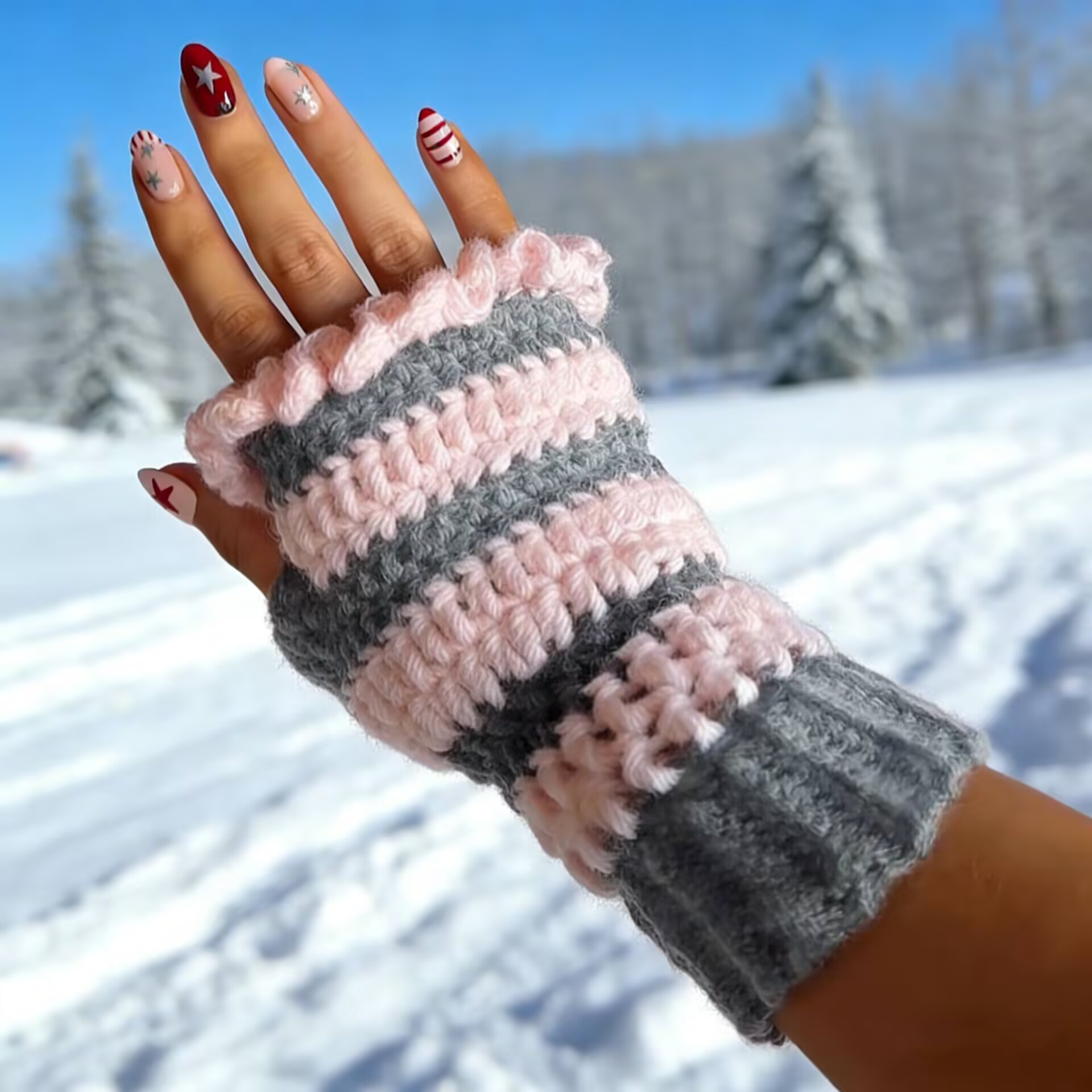 Hand-knitted gloves