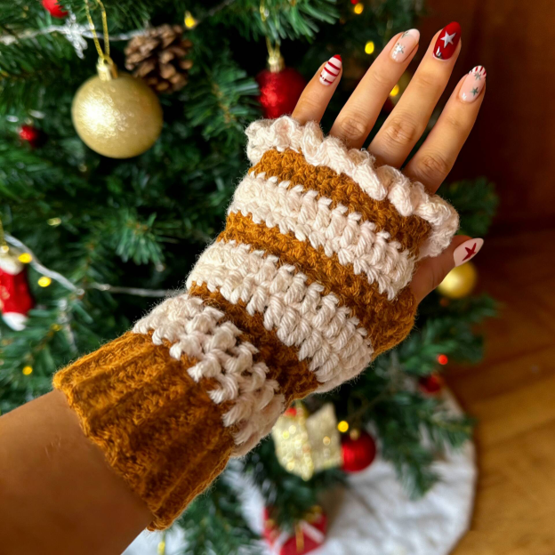 Hand-knitted gloves
