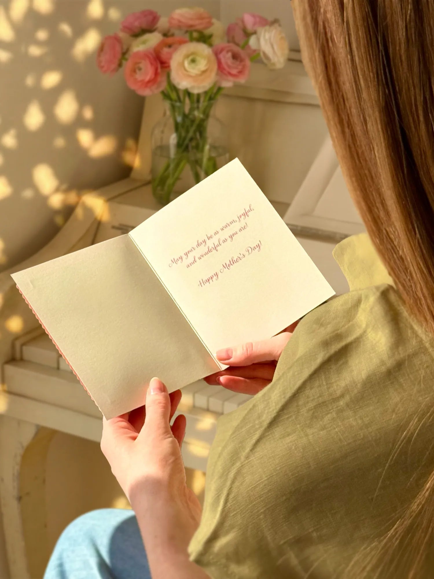 Grande Dahlia Sunrise + Free Layered Card