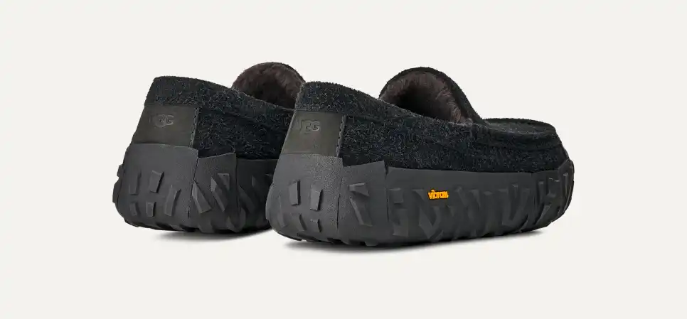 UttgGG Men's Ascot Wrap Tech