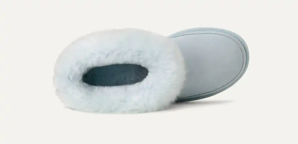 UttgGG Women's Classic Ultra Mini Chalet