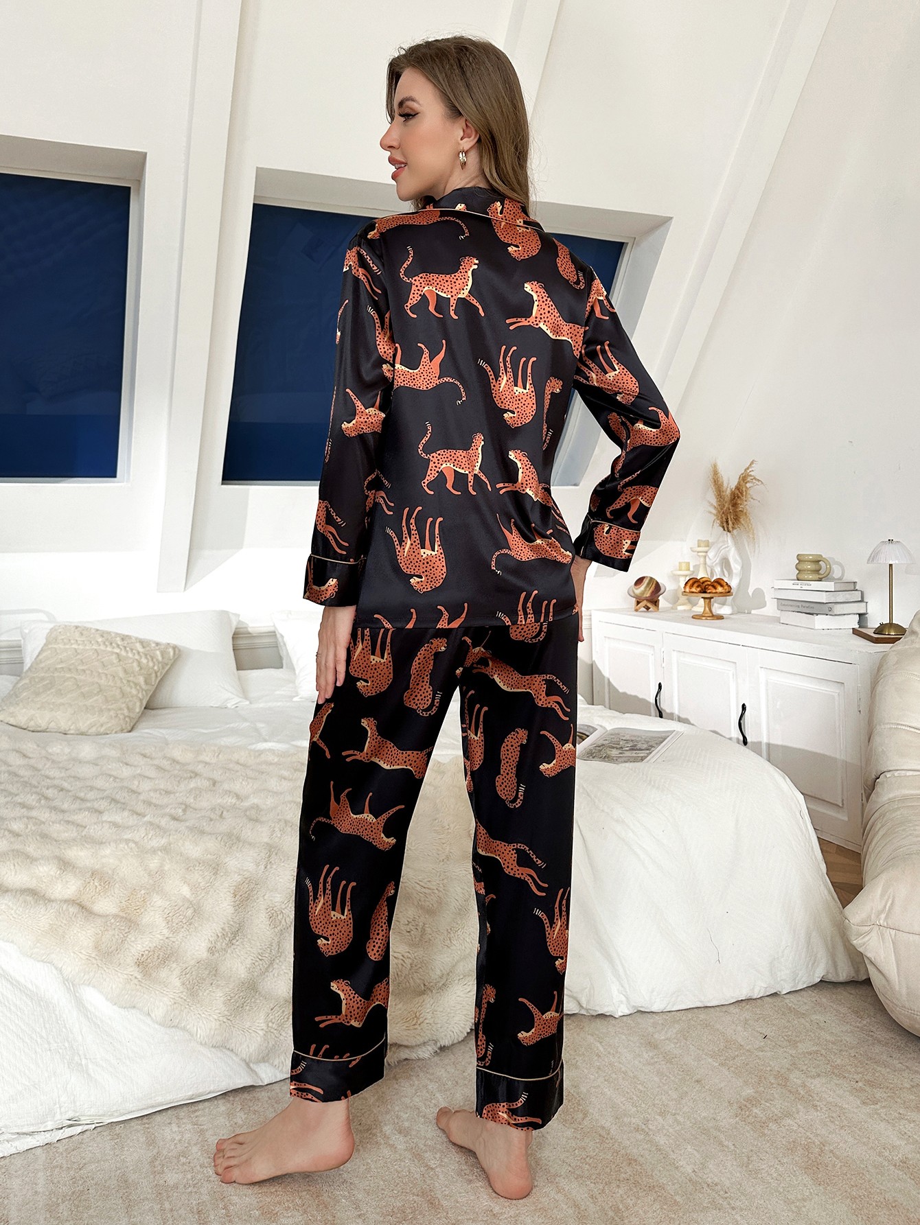 Women's Summer Printed Silk Pajama Set (Long-sleeved, Pants)