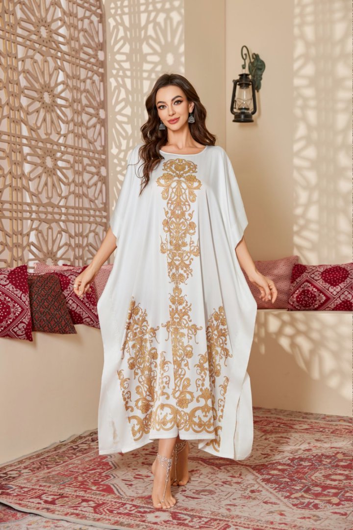 Emerald Glow Middle Eastern Kaftan, Gem-Inspired Patterned Modest Loungewear