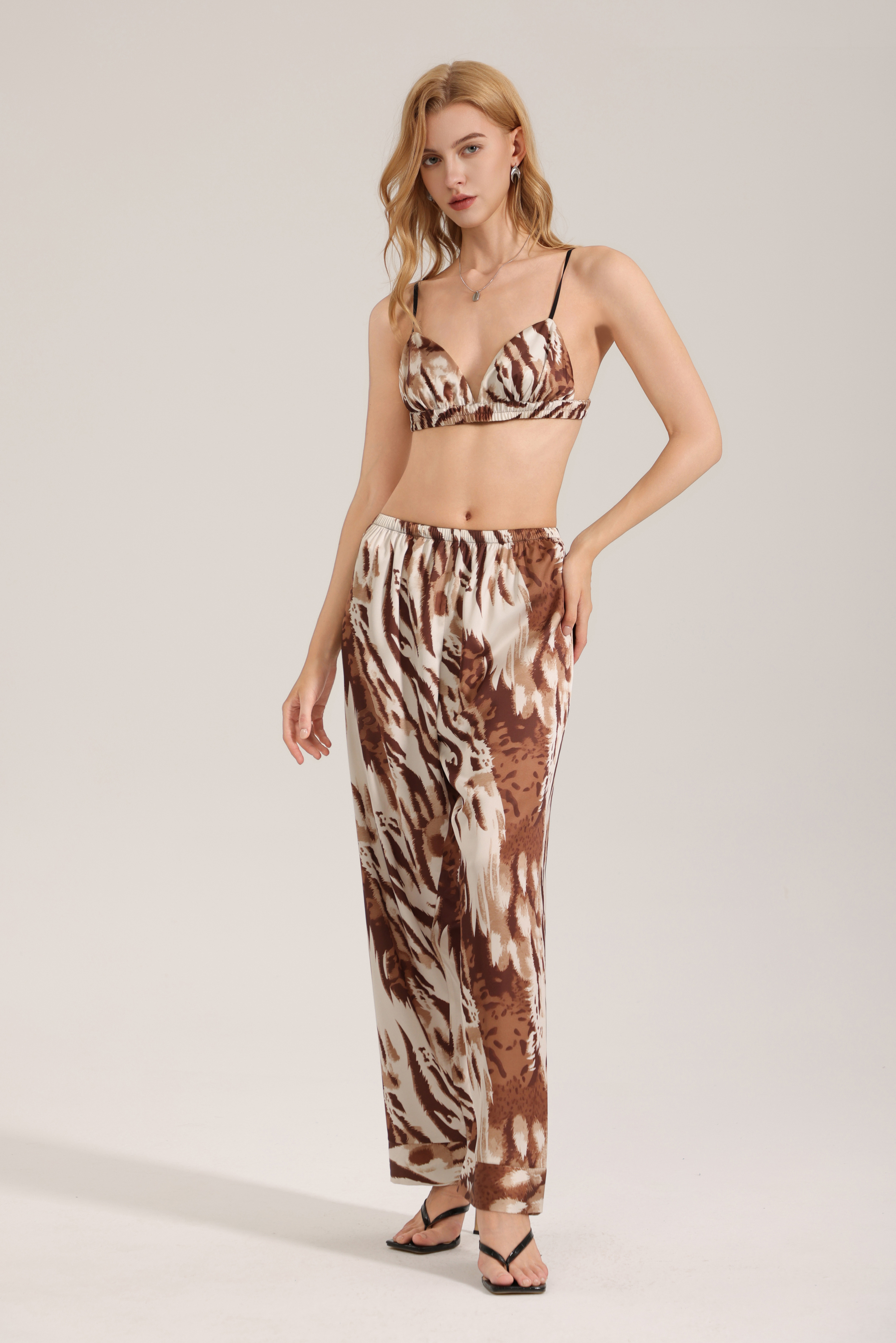 Golden brown leopard print European and American style satin chiffon pajamas women's summer camisole trousers casual home wear set