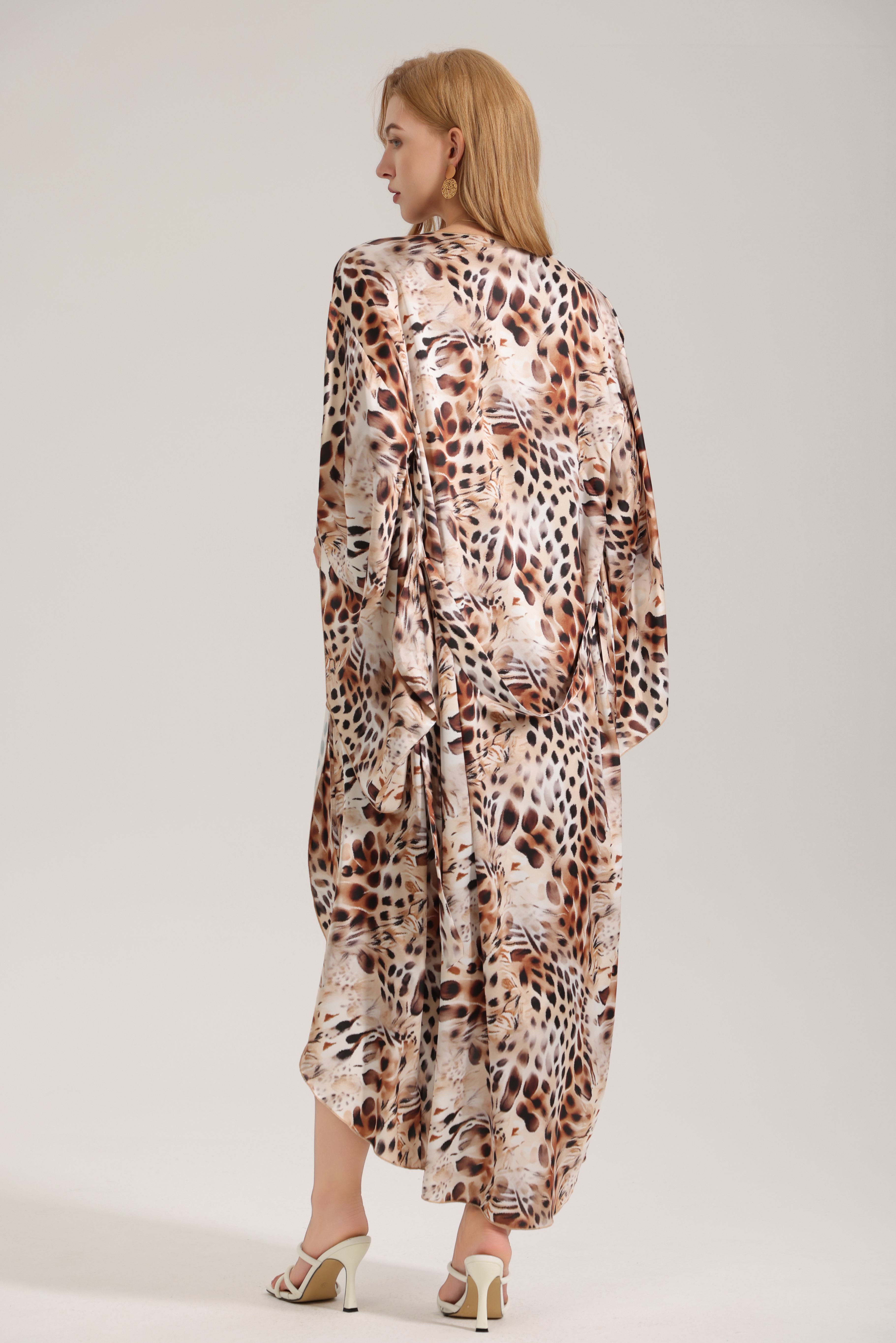 Leopard print satin chiffon long women's robe, a wild and luxurious loungewear