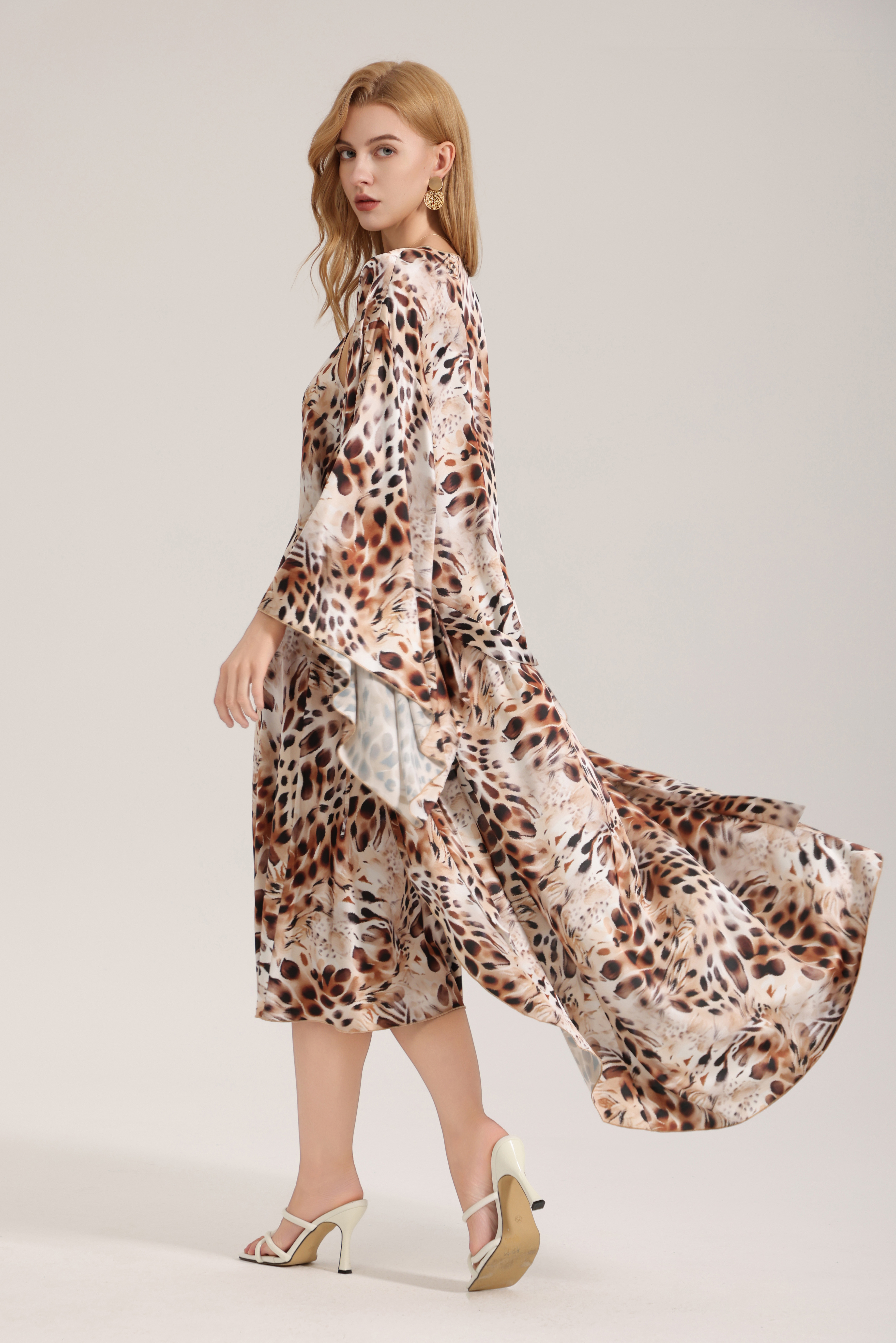 High-end printed satin chiffon camisole robe two-piece set for spring and summer