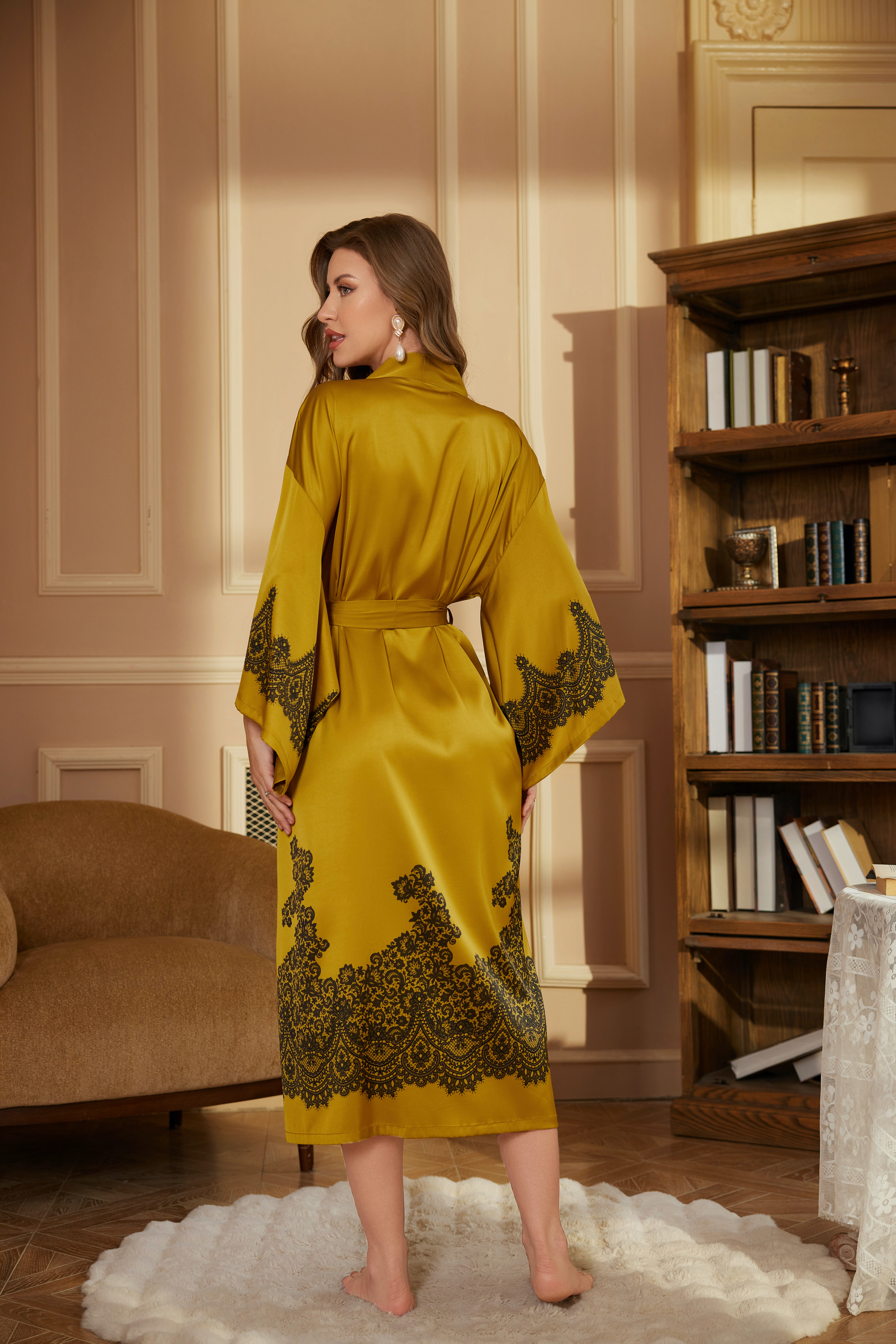 New luxury satin Amazonian bathrobe for women, spring long bathrobe, morning robe, long-sleeved nightgown