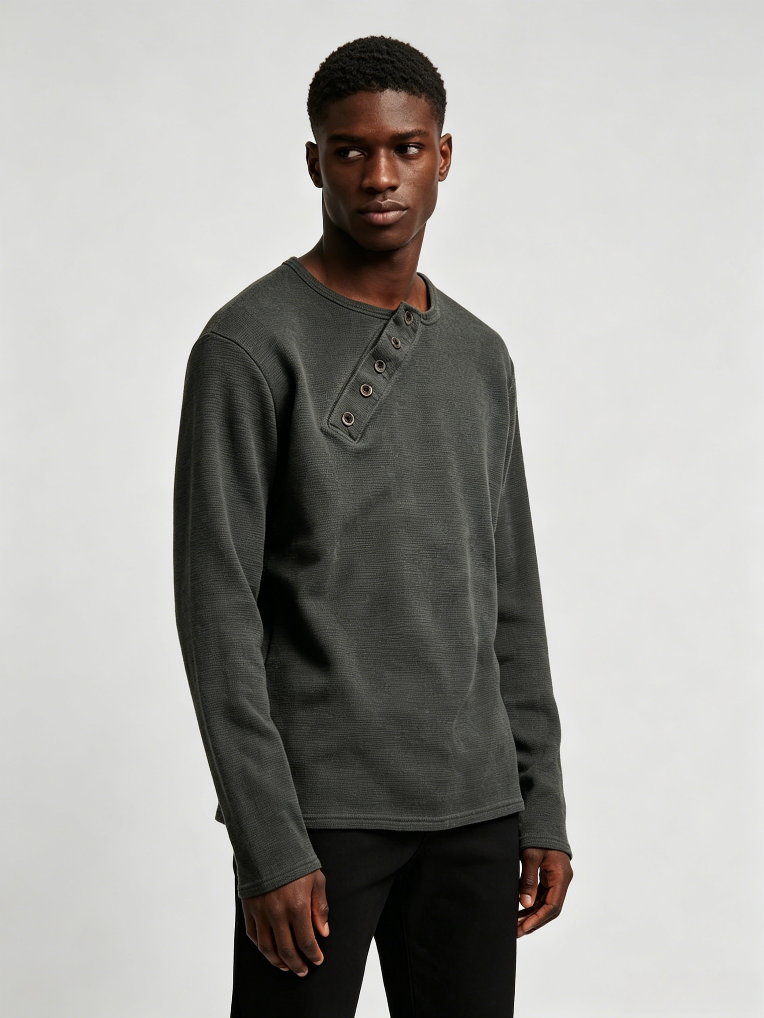 BUTTON PLACKET HENLEY