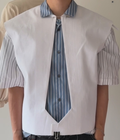 Necktie Cutout Jacket