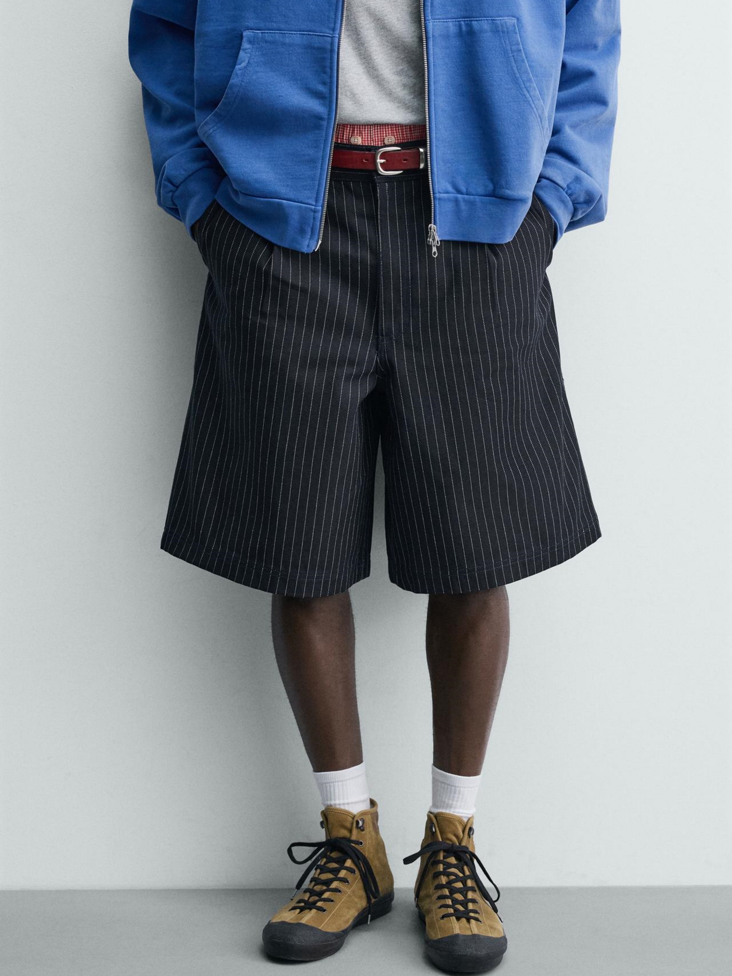 PINSTRIPE WIDE-LEG CAPRI SHORTS