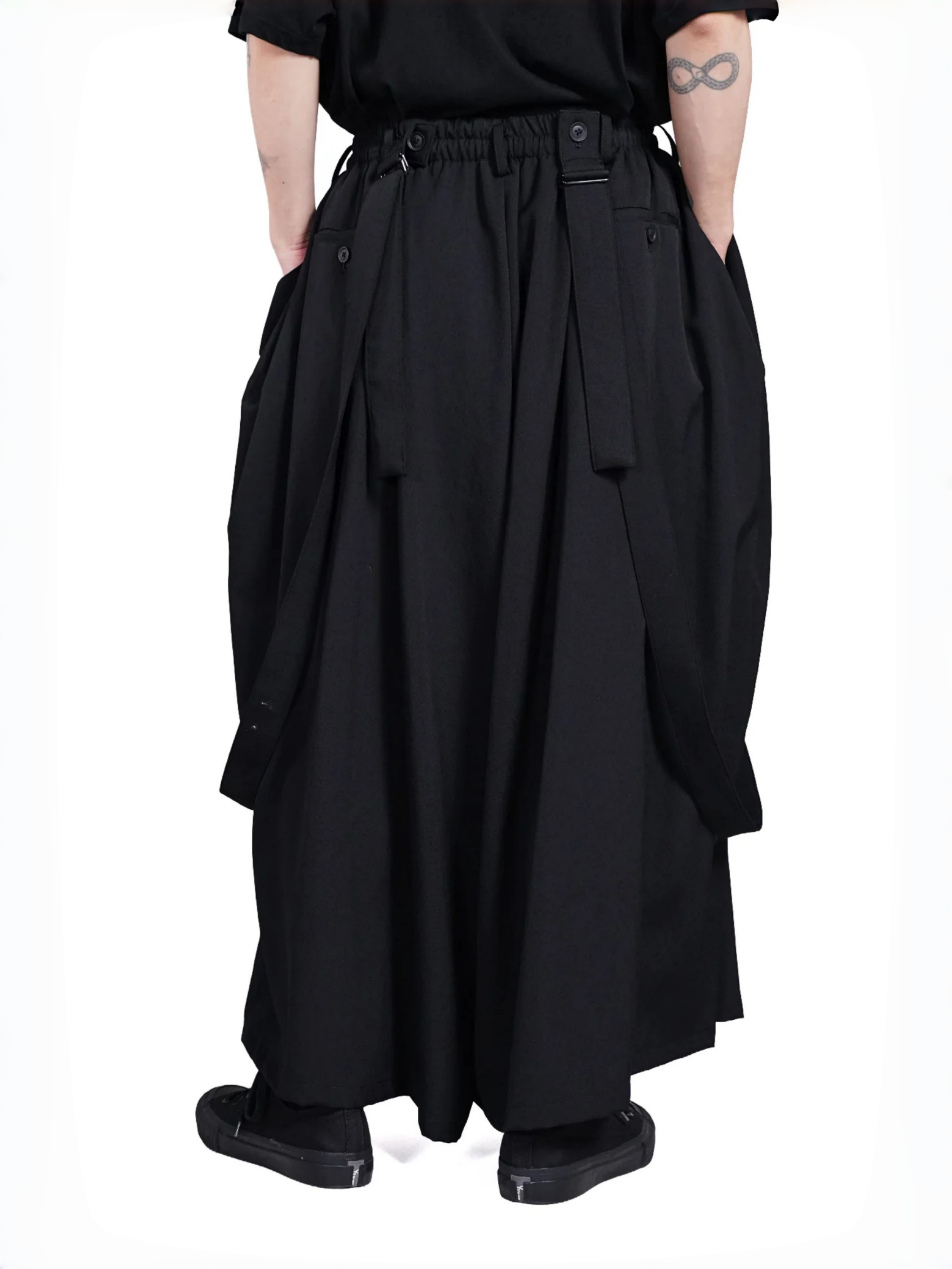 WOOL GABARDINE TWIST PANTS
