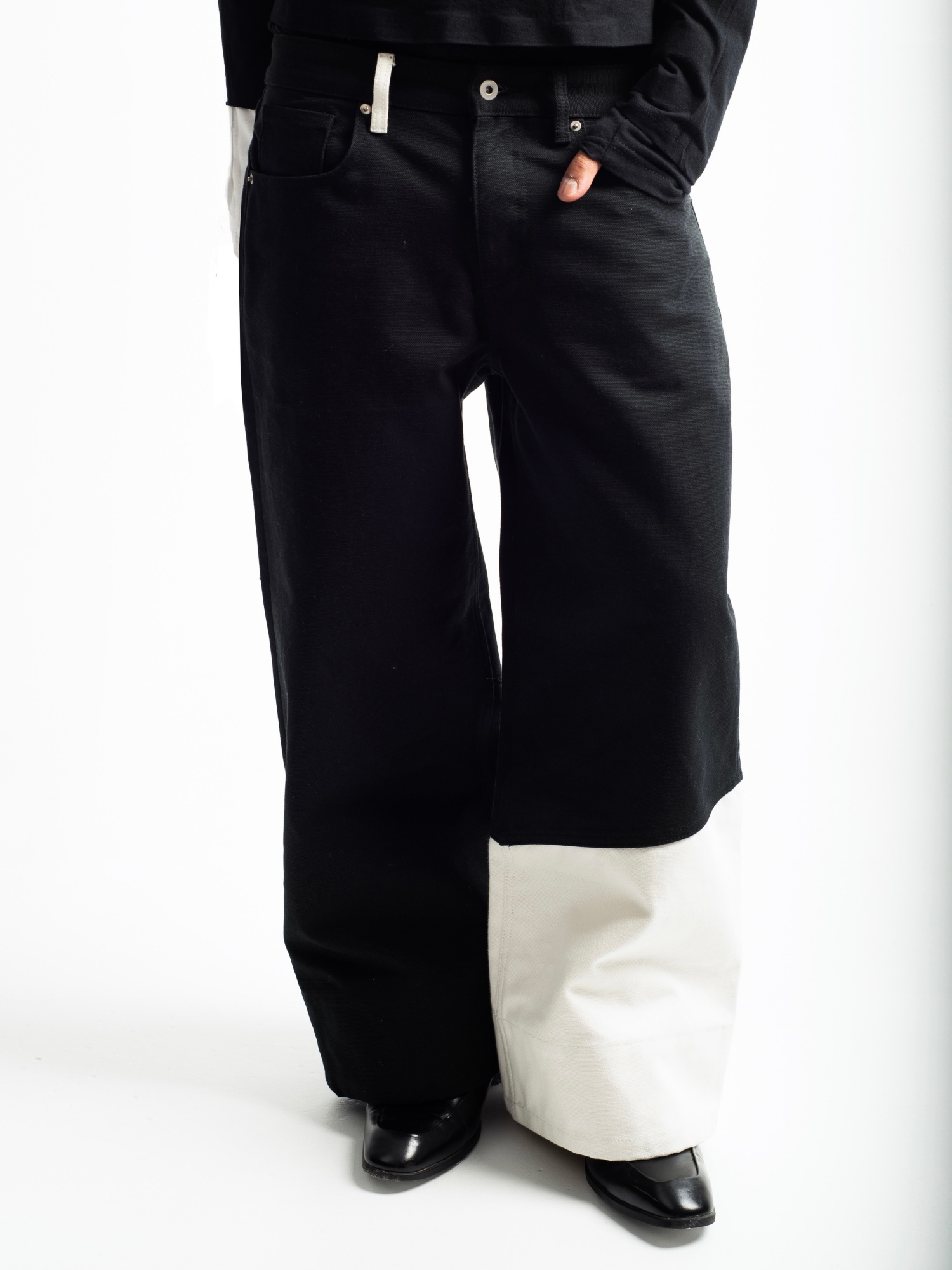 OSCURO STRAIGHT-WIDE LEG CANVAS PANTS