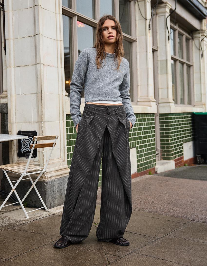 BARREL-SHAPED PLEATED PANTS