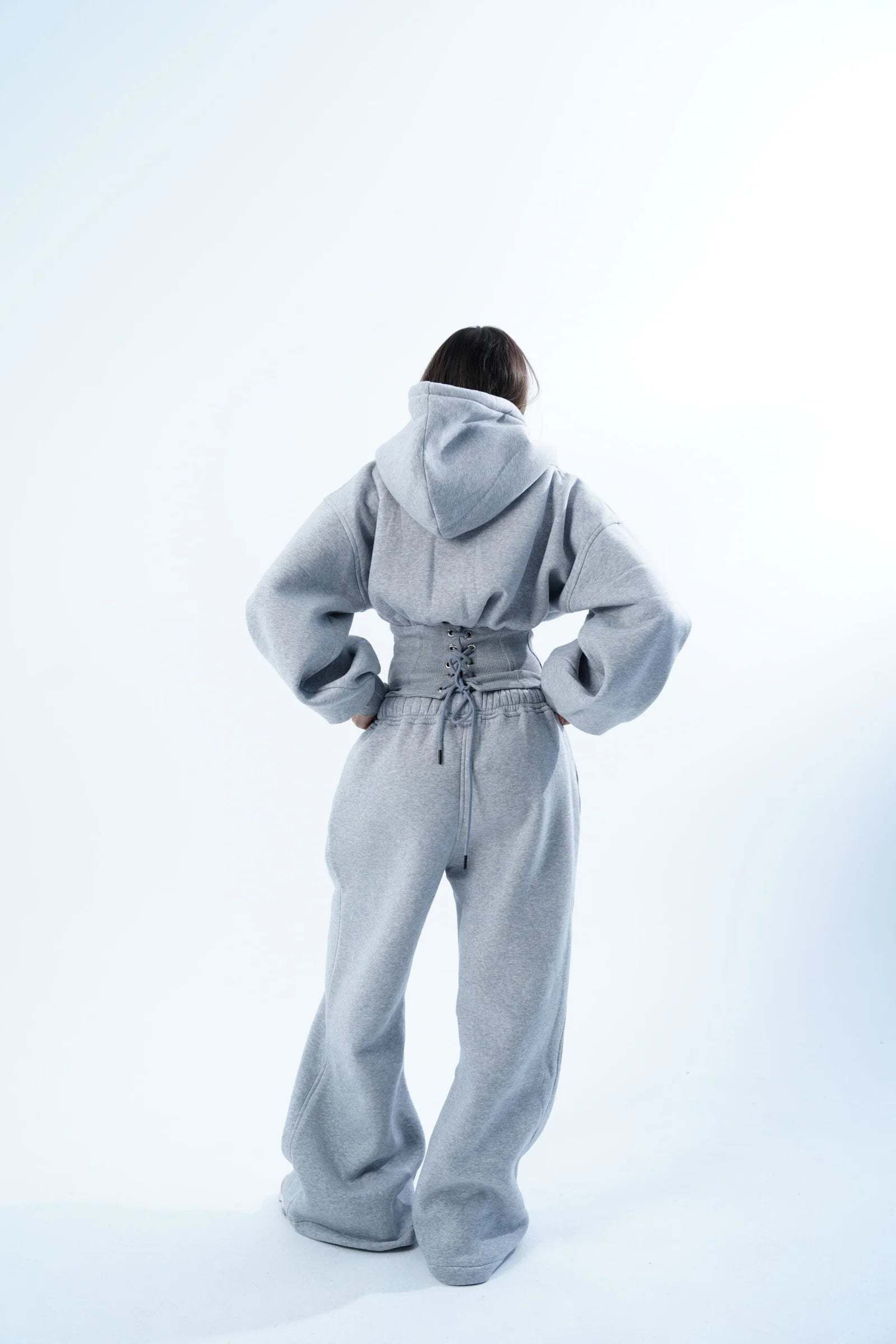 SHE'S SNATCHED HOODIE SUIT (BUY 2, FREE SHIPPING + GET 1 FREE)
