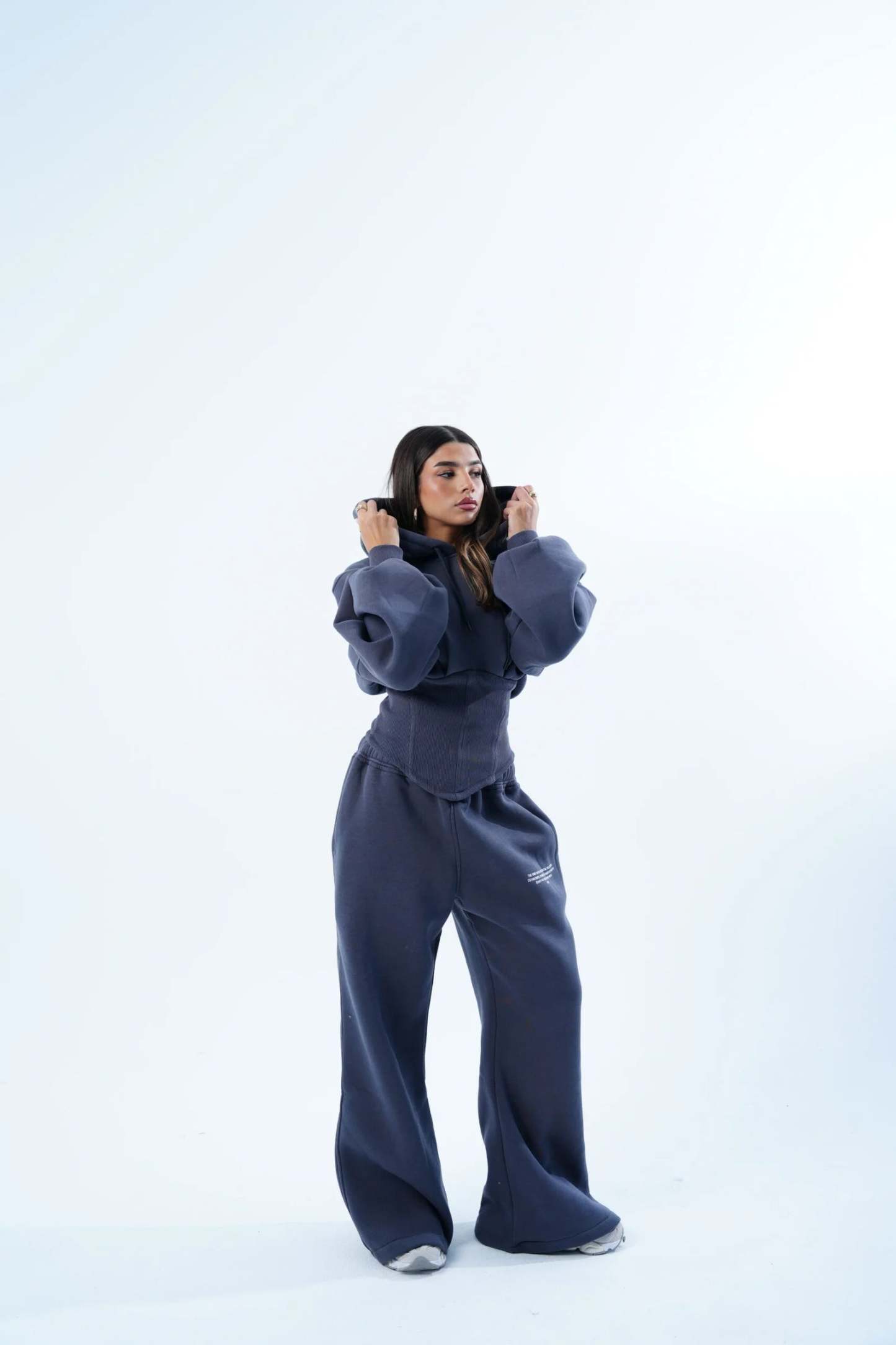 SHE'S SNATCHED HOODIE SUIT (BUY 2, FREE SHIPPING + GET 1 FREE)