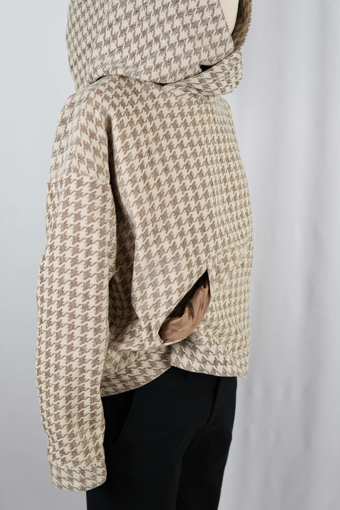 540 HoundsTooth
