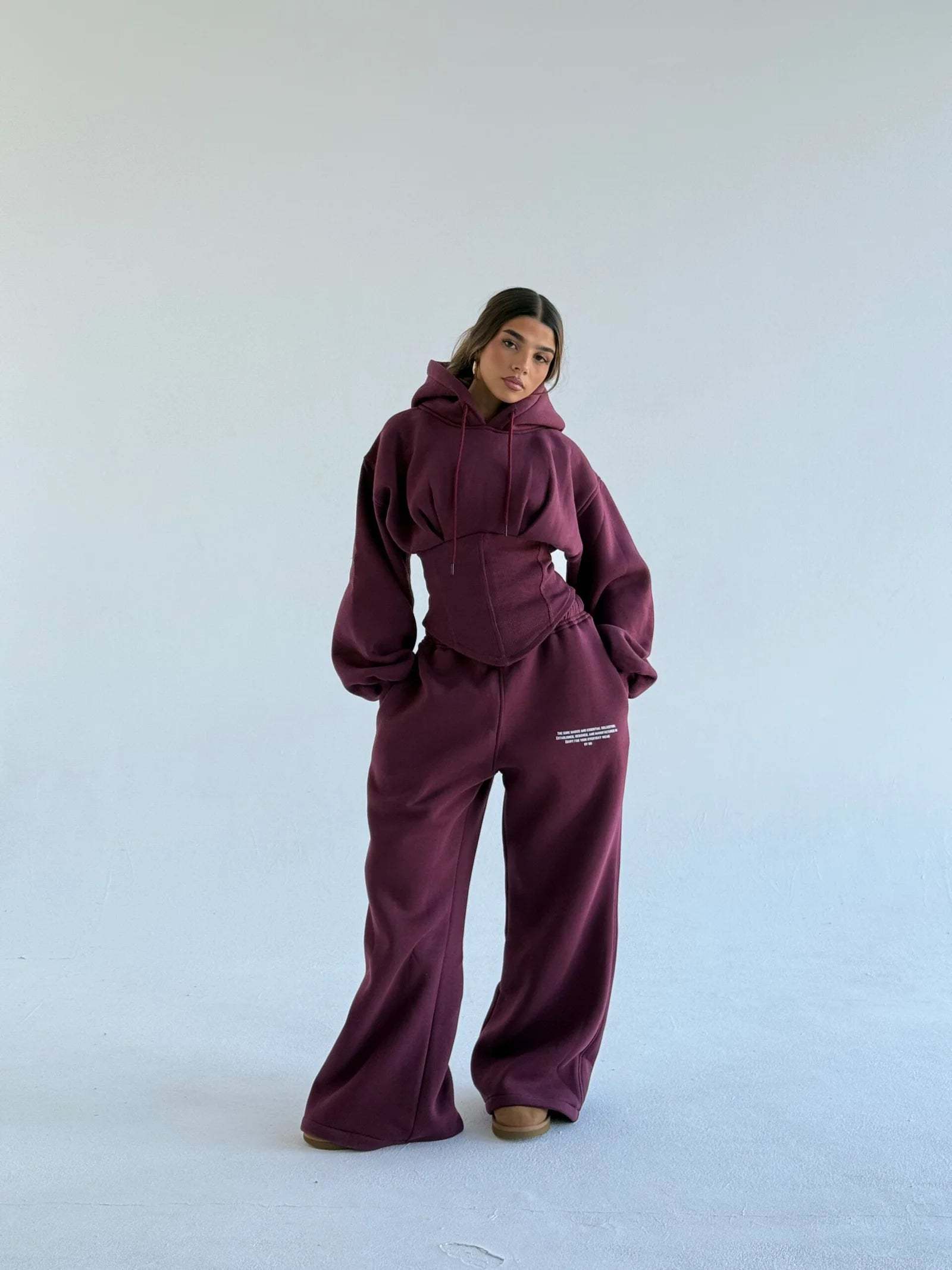 SHE'S SNATCHED HOODIE SUIT (BUY 2, FREE SHIPPING + GET 1 FREE)