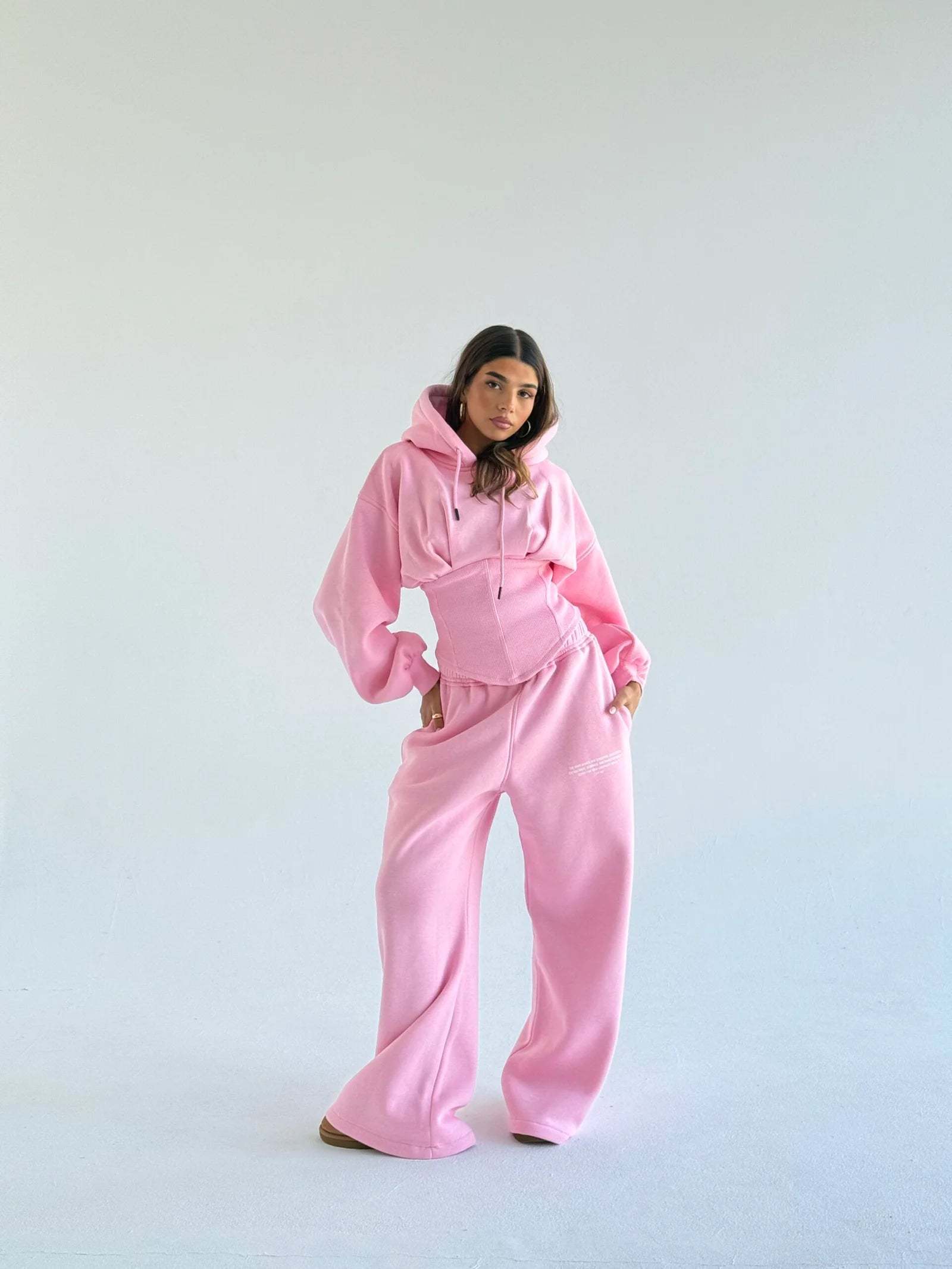 SHE'S SNATCHED HOODIE SUIT (BUY 2, FREE SHIPPING + GET 1 FREE)