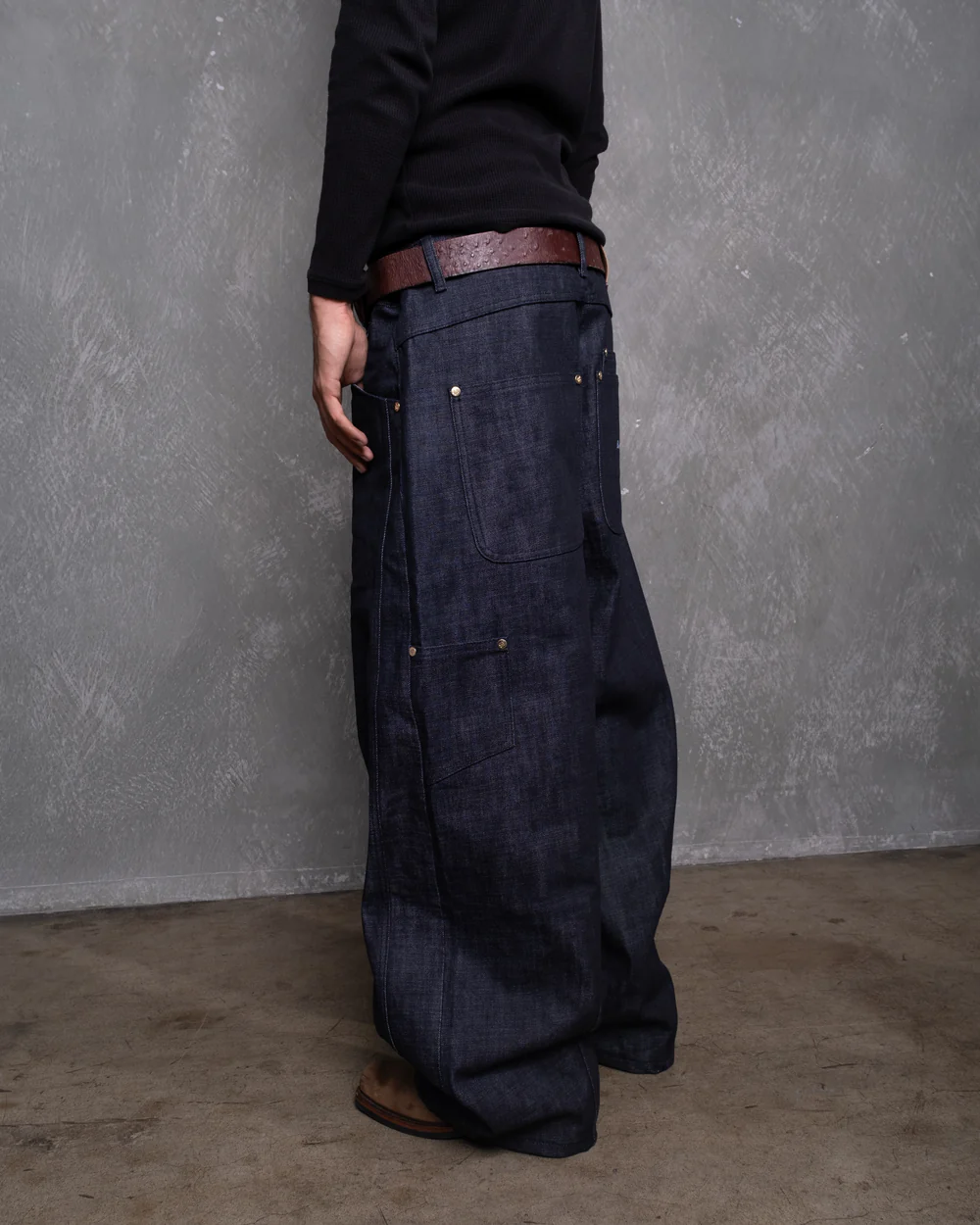 TWISTED DENIM