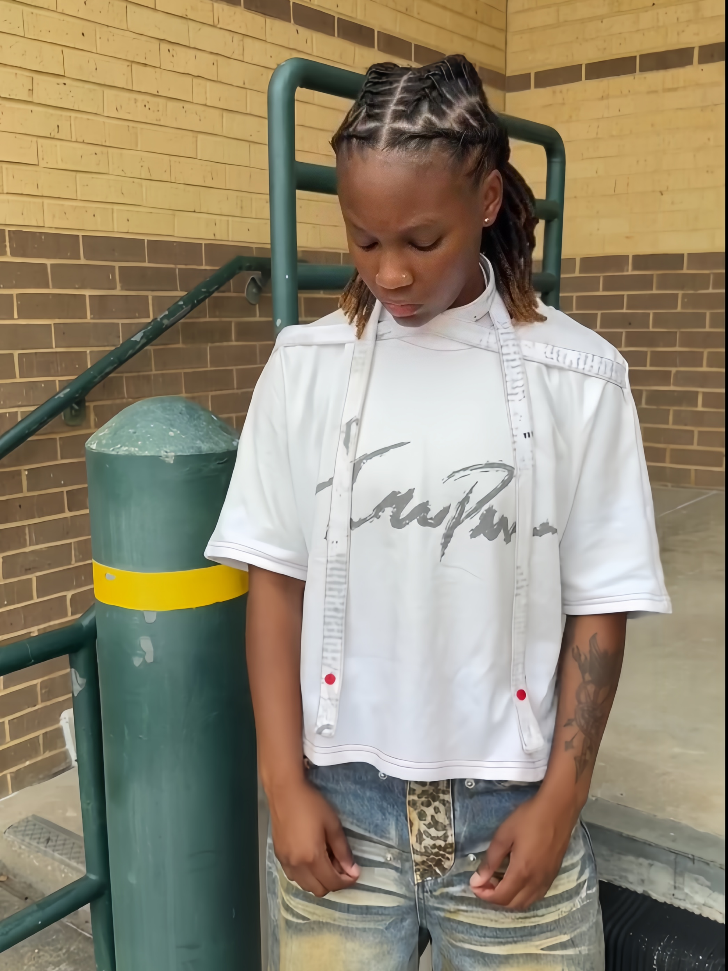 MULTI-VARIATION RIBBON SHORT SLEEVE