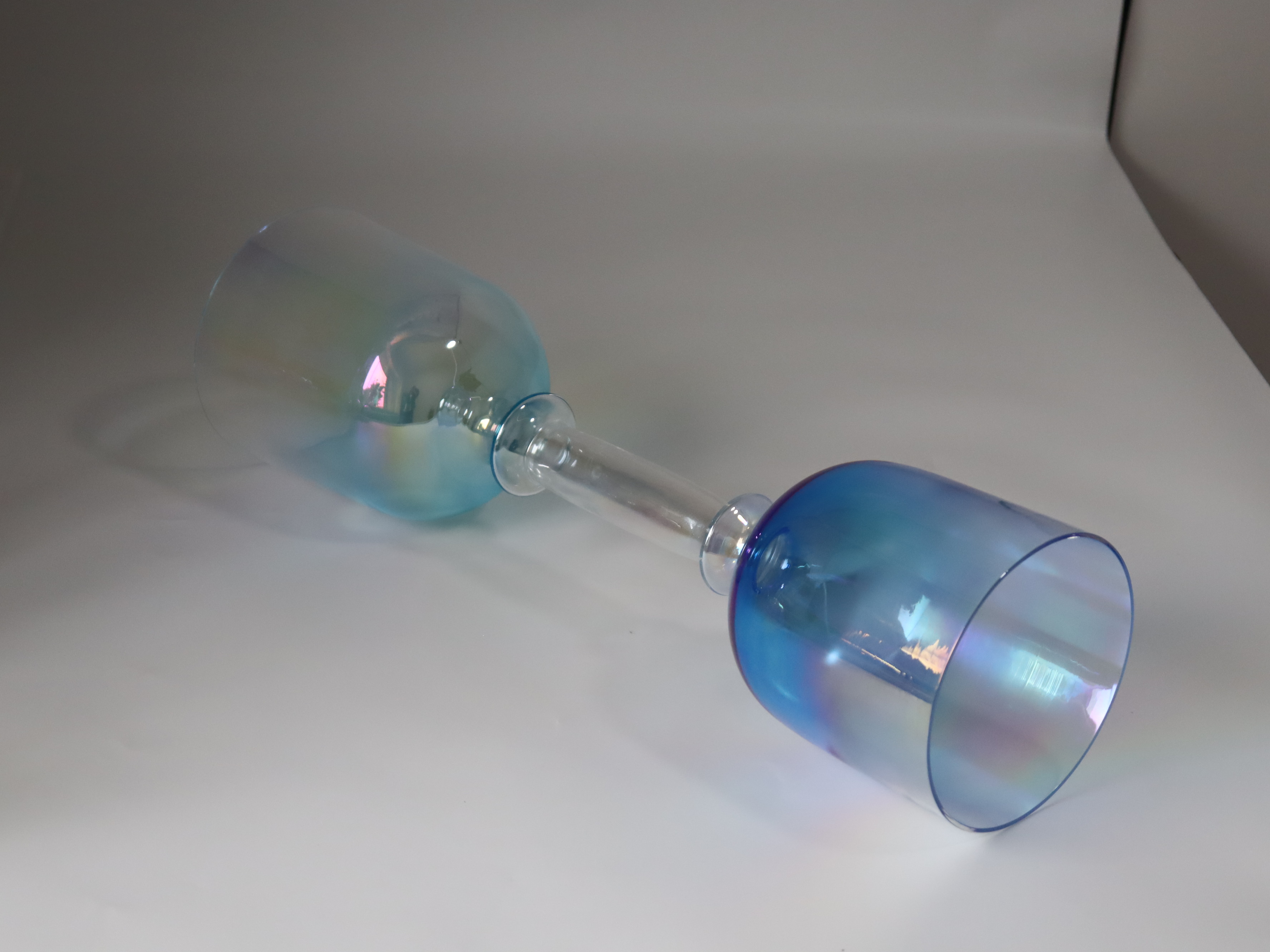 Premium Iridescent Lacquer Double-Headed Chalice Crystal Singing Bowl (Practitioner)