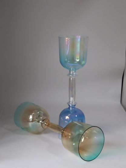 Premium Iridescent Lacquer Double-Headed Chalice Crystal Singing Bowl (Practitioner)