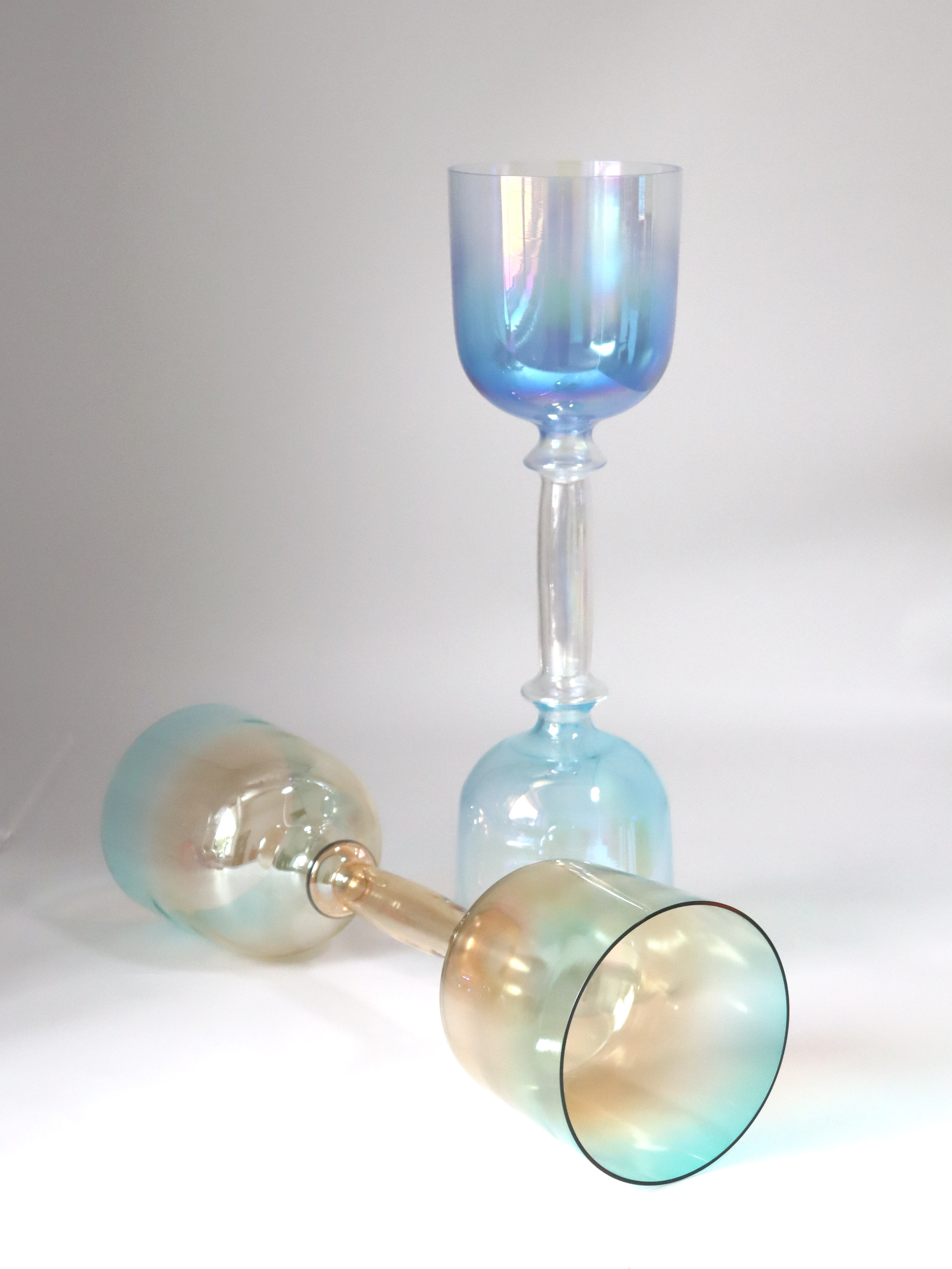 Premium Iridescent Lacquer Double-Headed Chalice Crystal Singing Bowl (Practitioner)
