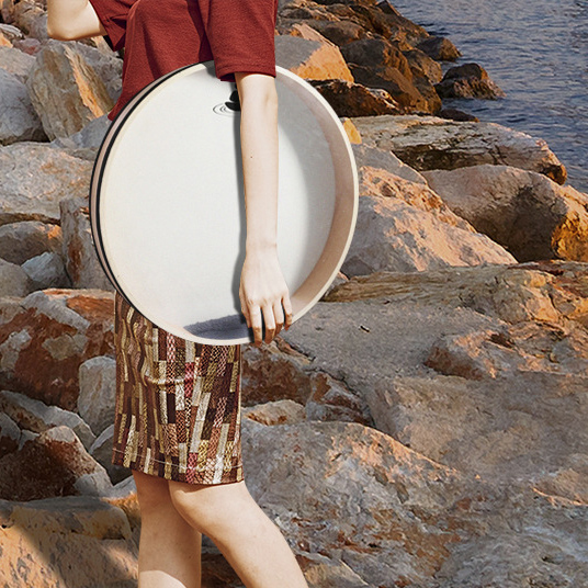 Ocean Drum, Creates the rhythmic pulse of waves.