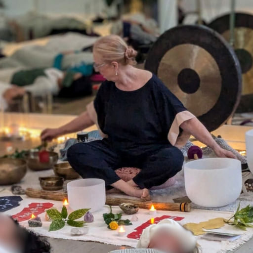 The Chao Luo gong, also known as "healing gong" or "sound therapy gong" .
