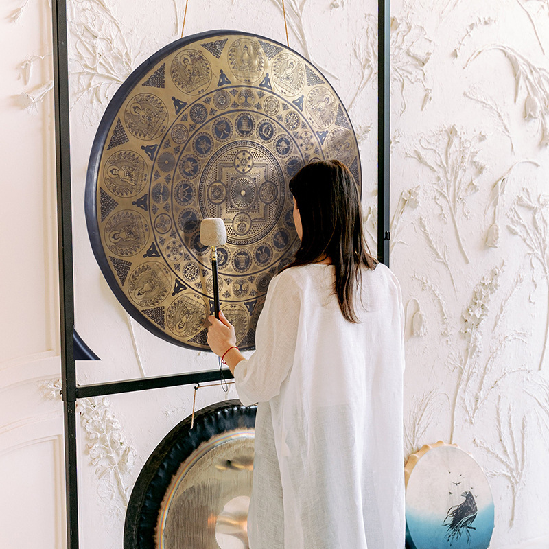 Grand Antique Nepalese Gong