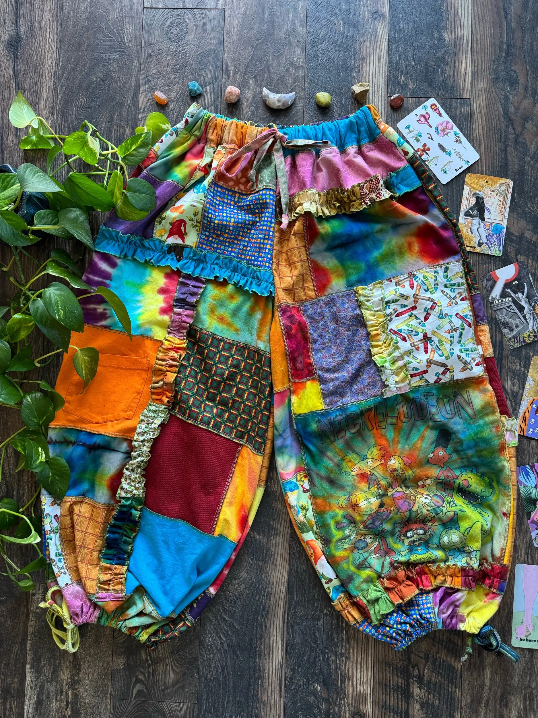 "90s Mindset" Juno Joggers