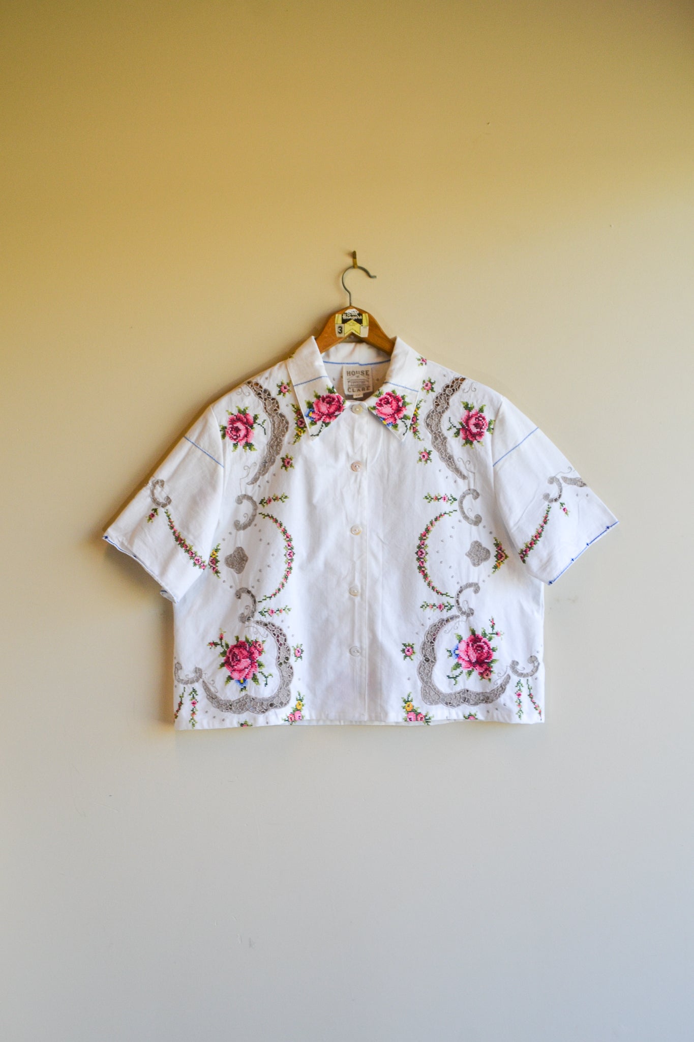 Button Up Shirt | Roses | Large