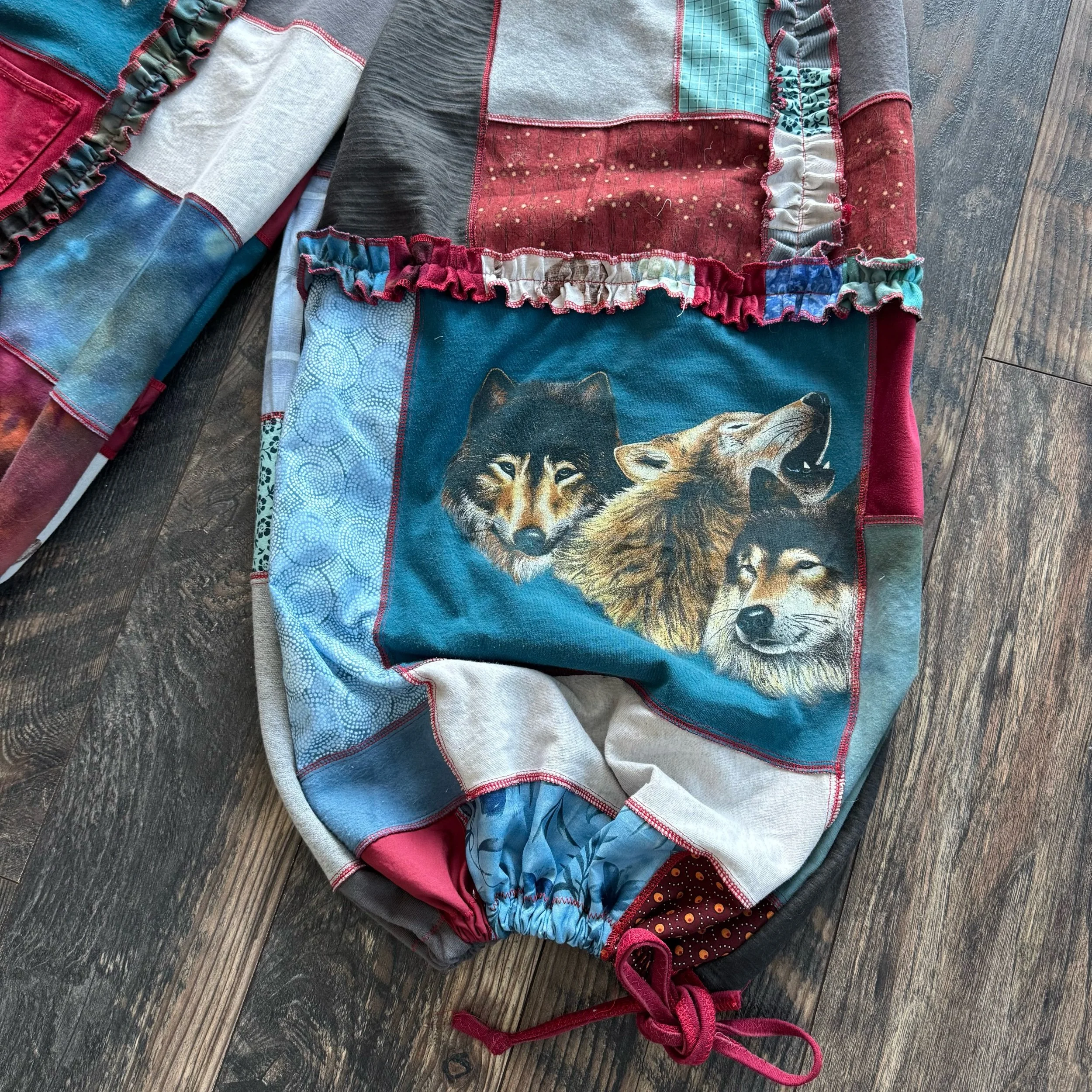 "Wolf Moon" Juno Joggers