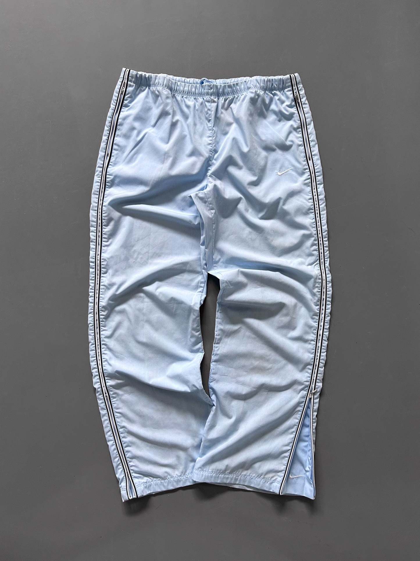 NIKE VINTAGE TRACKPANTS MYSTERY BOX (1 PIECE)