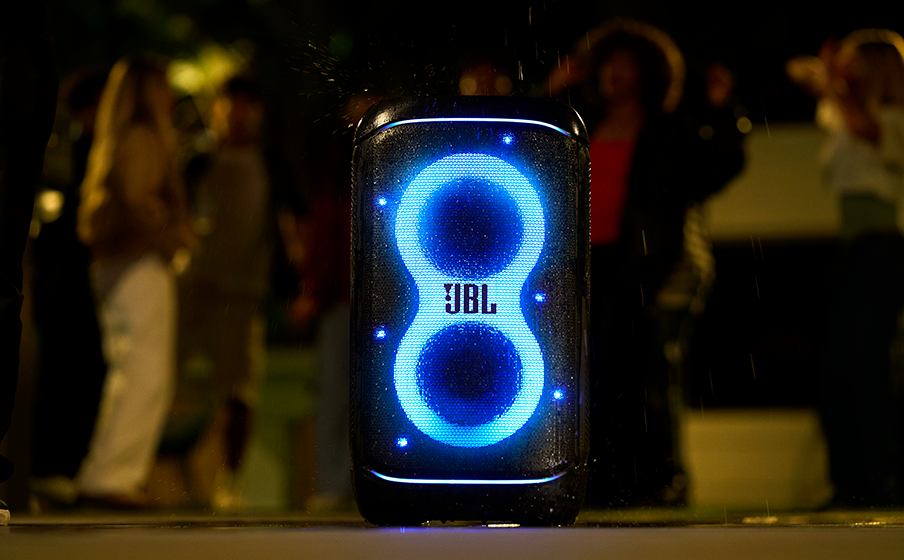 JBL PartyBox 520 Electrifying sound with AI Sound Boost - Image