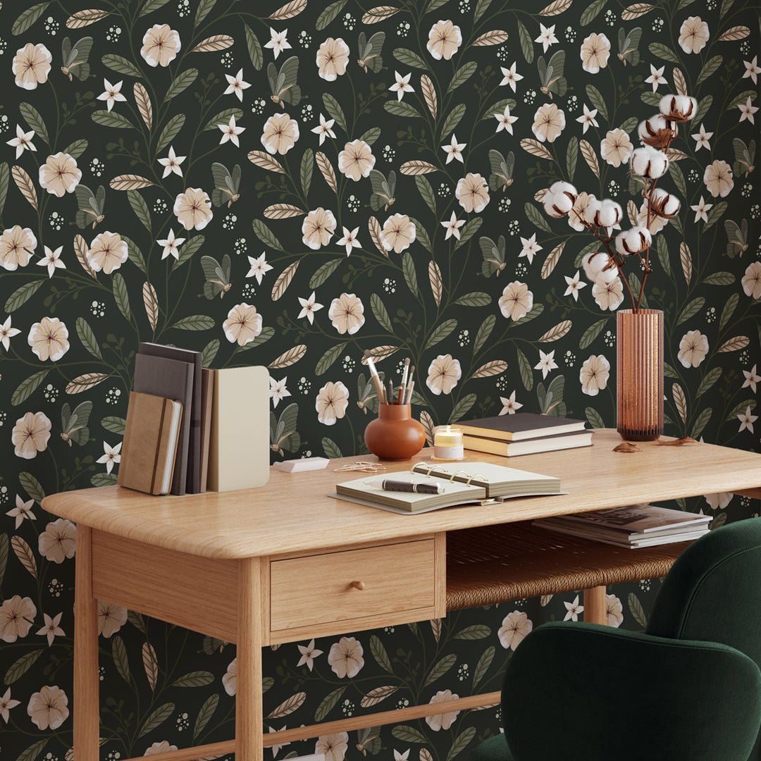 Papier peint floral vert foncé et beige