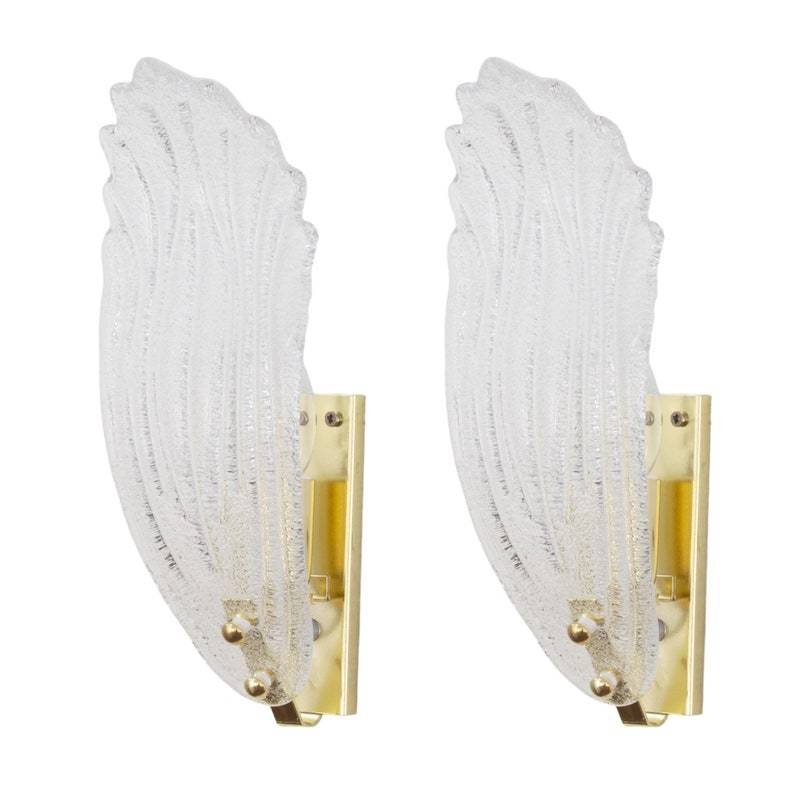 Ensemble de deux appliques murales en verre, en forme de feuille