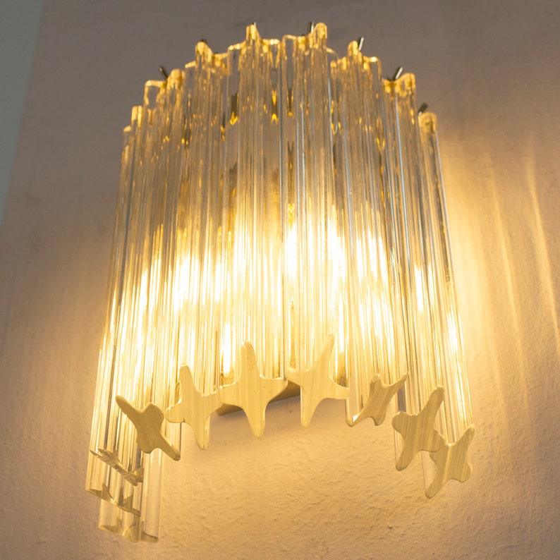 Ensemble de deux appliques murales prismatiques en verre, style rétro