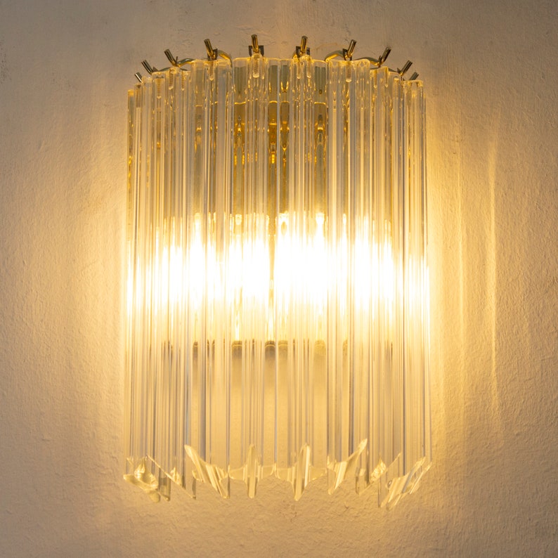 Ensemble de deux appliques murales prismatiques en verre, style rétro