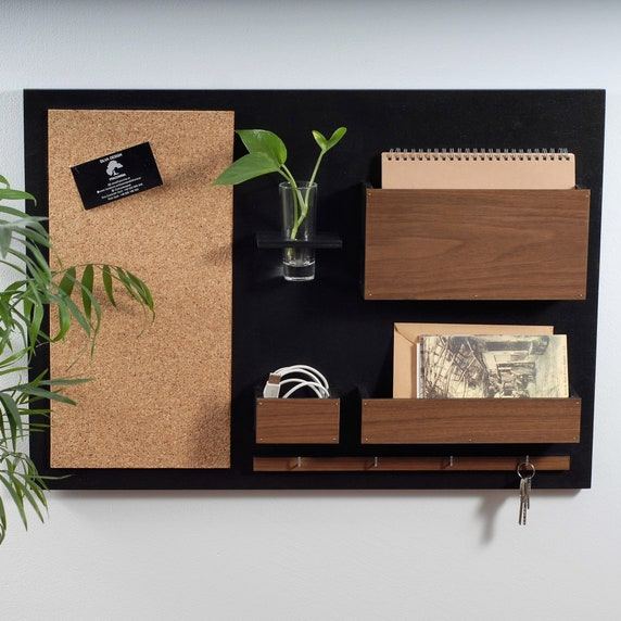 Tableau de messages mural avec étagère bois noyer noir