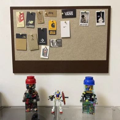 Tableau de messages mural polygonal feutrine photo mémo