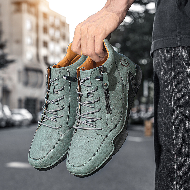 Handcrafted premium genuine leather slippers, suitable for both men and women.