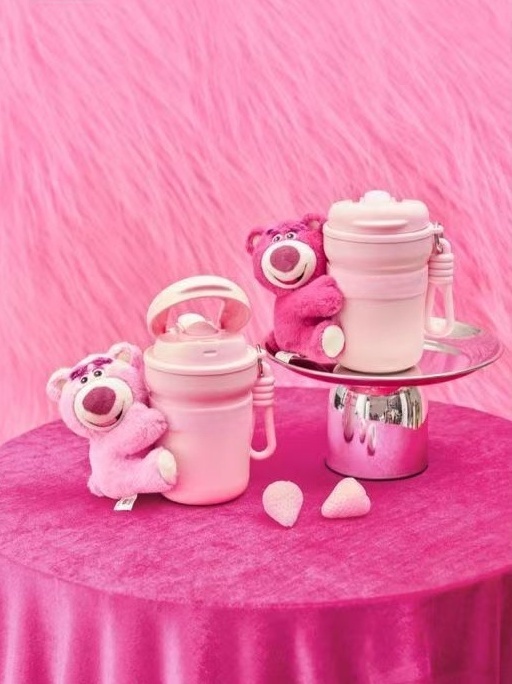 New - Strawberry Bear Thermal Insulation