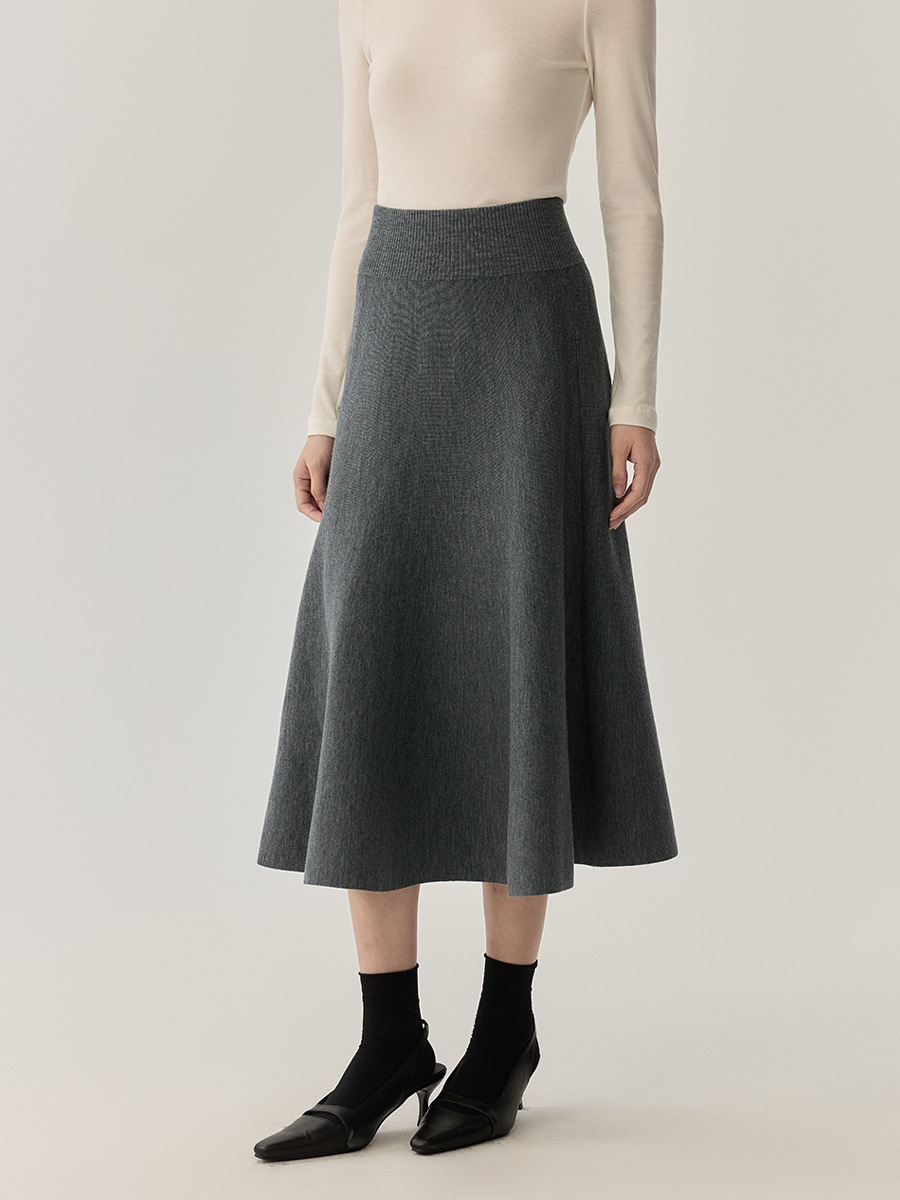Mid length midi skirt for women, versatile for autumn commuting, high-end sense, solid color, simple mid length skirt, autumn outfit, bottom piece