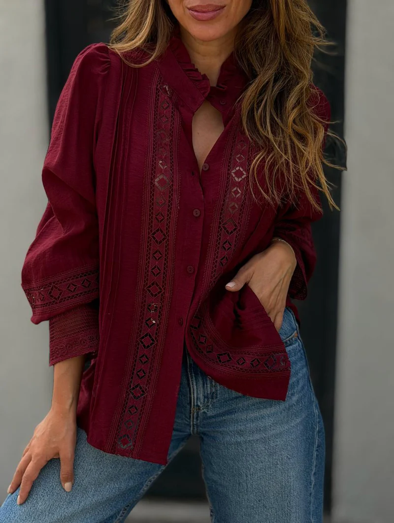 NEW🔥 Women's Vintage-Style White Shirt with Lace Paneling